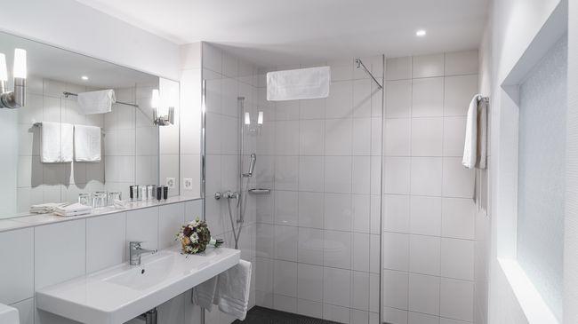 Weisses Roessli Swiss Quality Hotel Brunnen Room photo