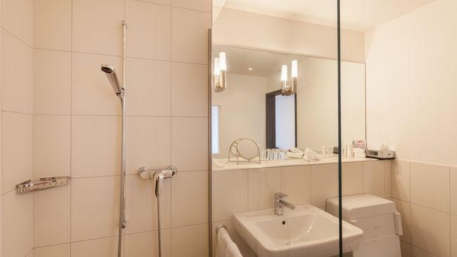 Weisses Roessli Swiss Quality Hotel Brunnen Room photo